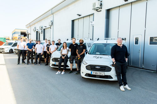 teamet på parkeringen